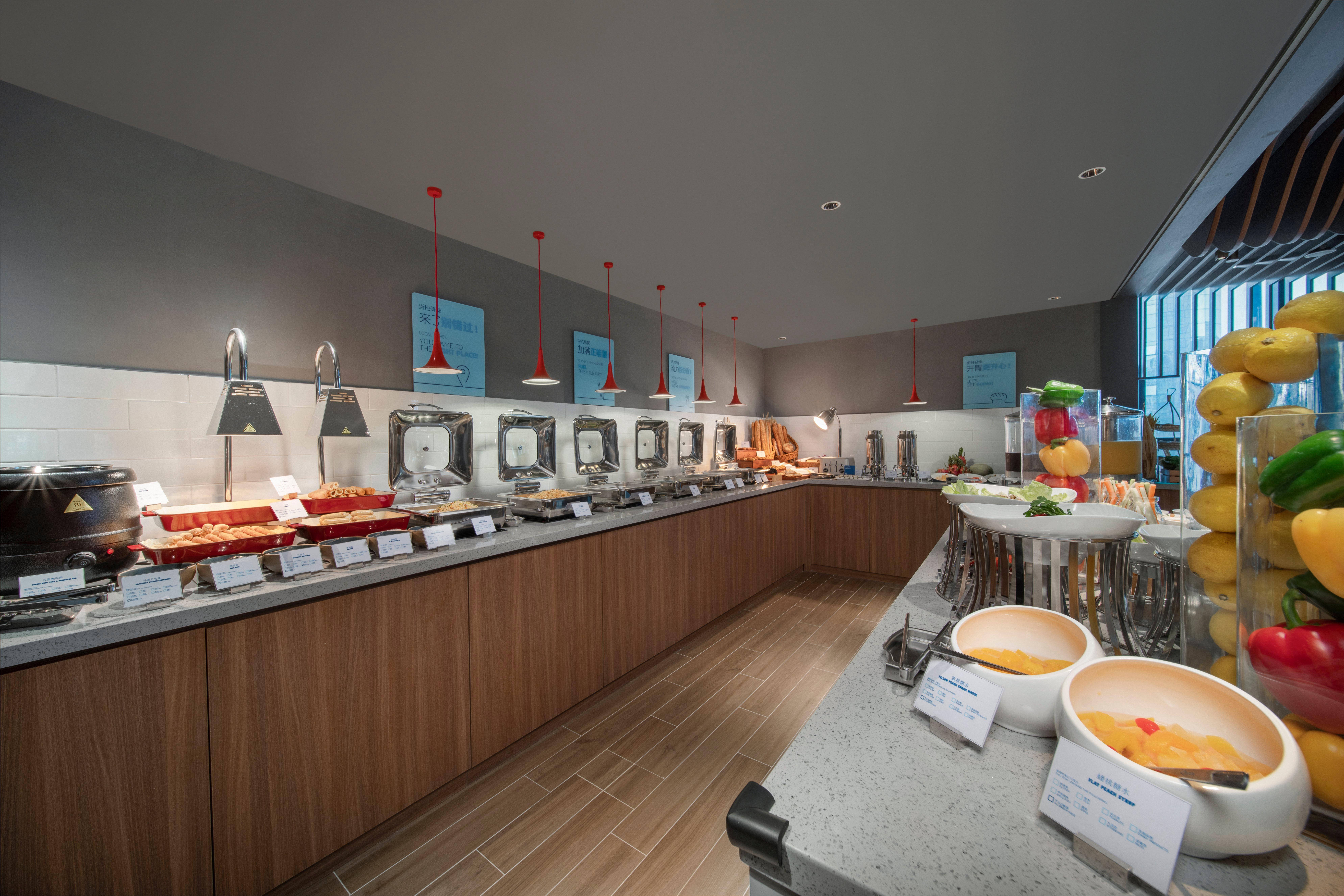 Holiday Inn Express Zhuhai Gongbei By Ihg Exterior foto